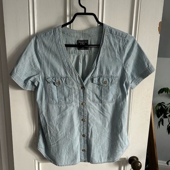 Abercrombie Denim Shirt (XS) - Picture 1 of 3